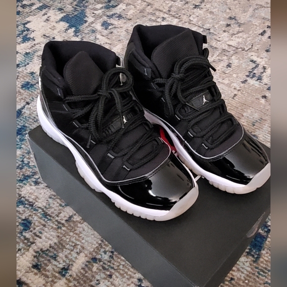 Jordan 11 Retro Jubilee (GS) 25th Anniversary - Picture 4 of 9